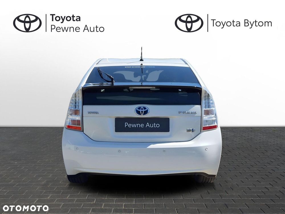 Toyota Prius 1.8 HSD Sol - 4