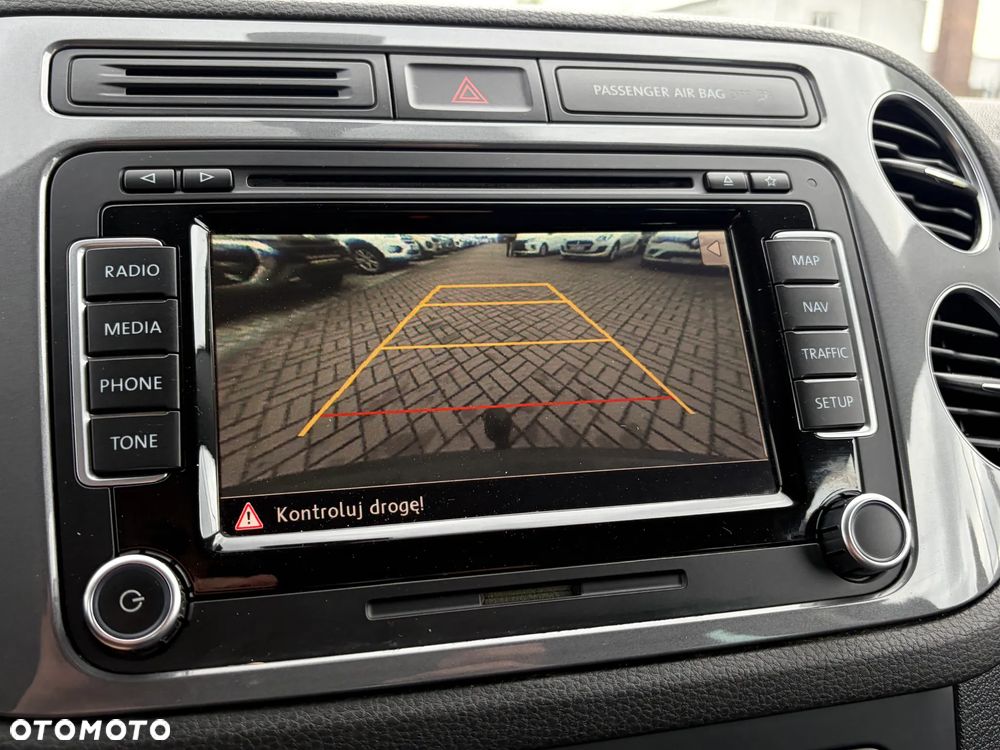 Volkswagen Tiguan 2.0 TDI DPF 4Motion BlueMotion Technology Sport & Style - 23
