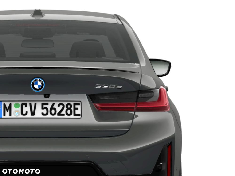BMW 3 Series 2025 photo 5