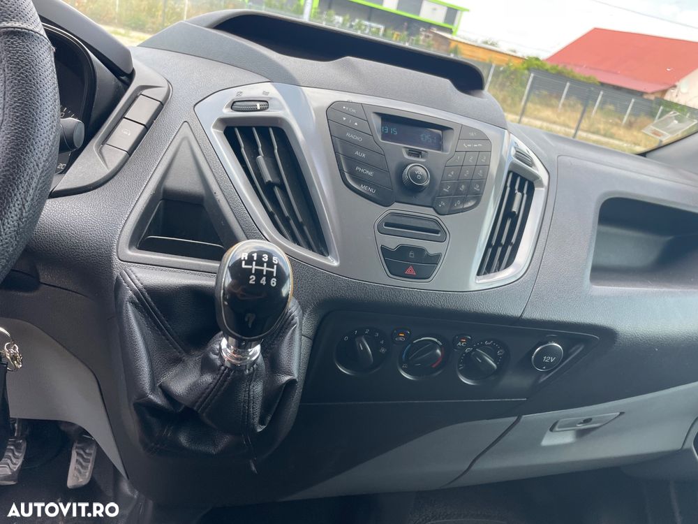 Ford Tranzit Custom - 12