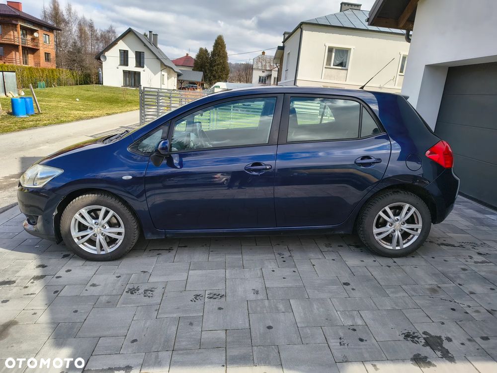 Toyota Auris 2.0 D-4D Prestige - 23