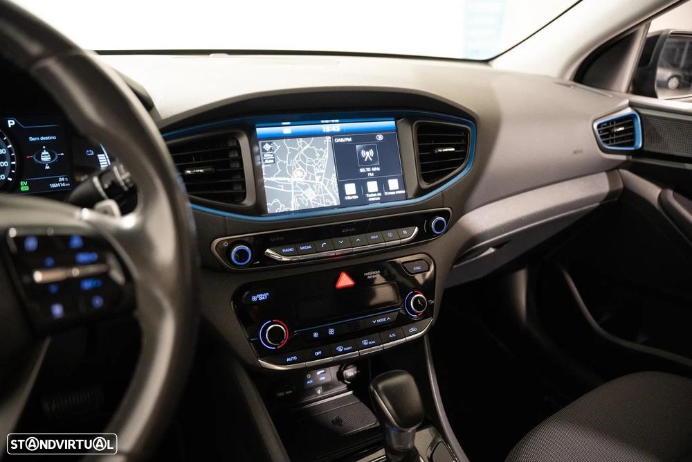 Hyundai Ioniq 1.6 GDI HEV Pack Plus - 21