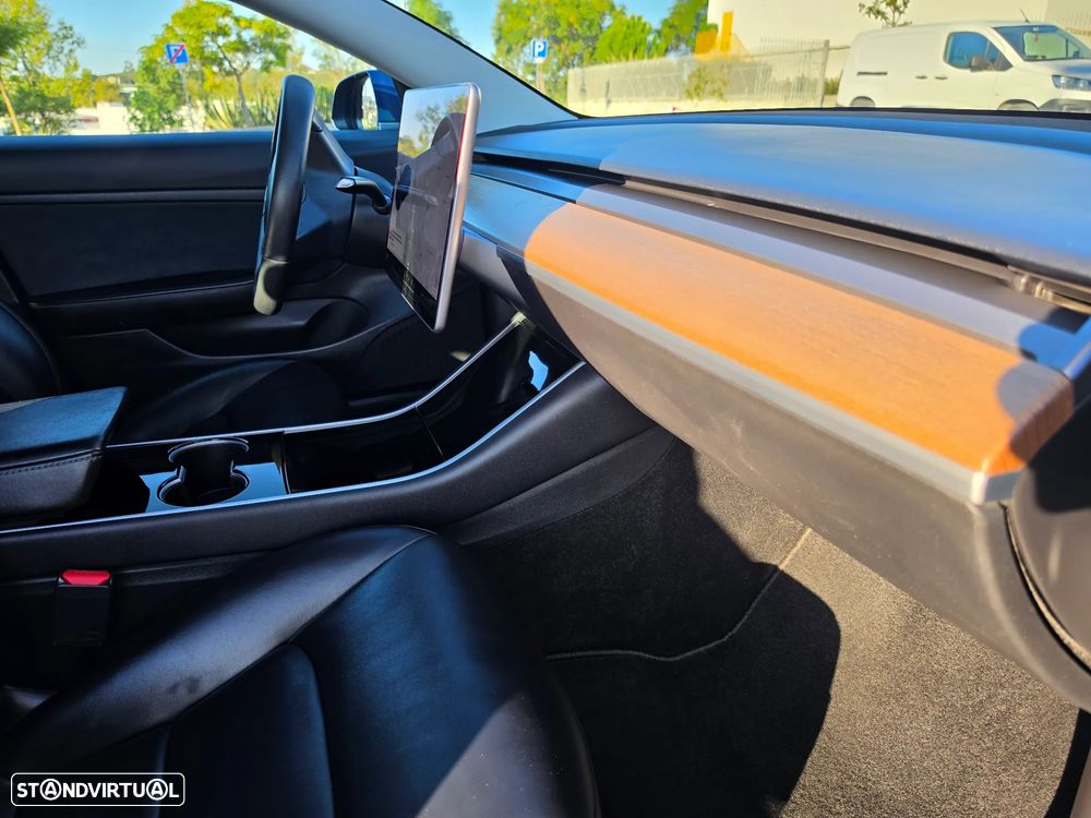 Tesla Model 3 Standard Range Plus RWD - 21