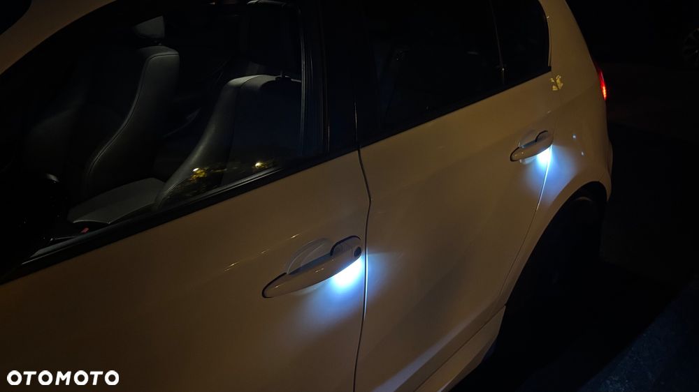 BMW Seria 1 120i - 10