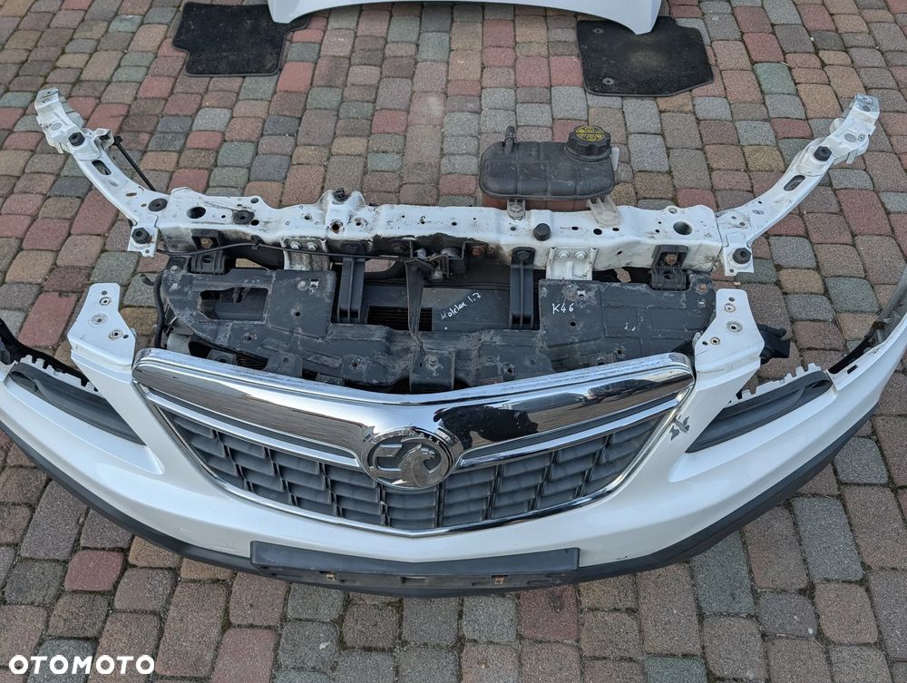 ZDERZAK PAS PRZEDNI MASKA PRZÓD OPEL MOKKA A 1.7 CDTI  GYN - 6