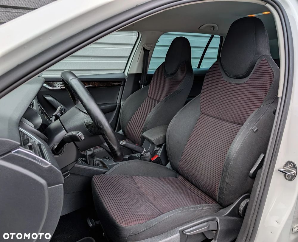 Skoda Octavia 2.0 TDI 4x4 Ambition - 6