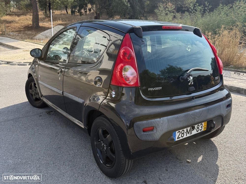 Peugeot 107 1.0 Black&Silver E5 - 7