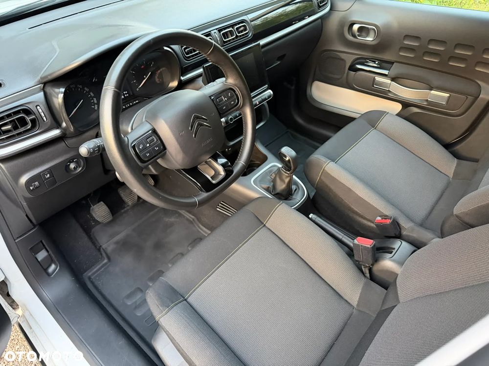 Citroën C3 1.2 PureTech Shine - 18