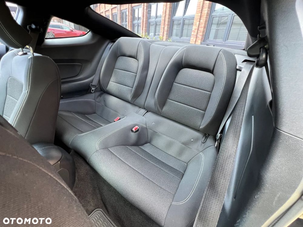 Ford Mustang 3.7 V6 - 9