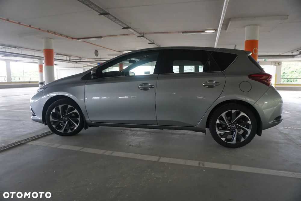 Toyota Auris 1.6 Comfort - 4