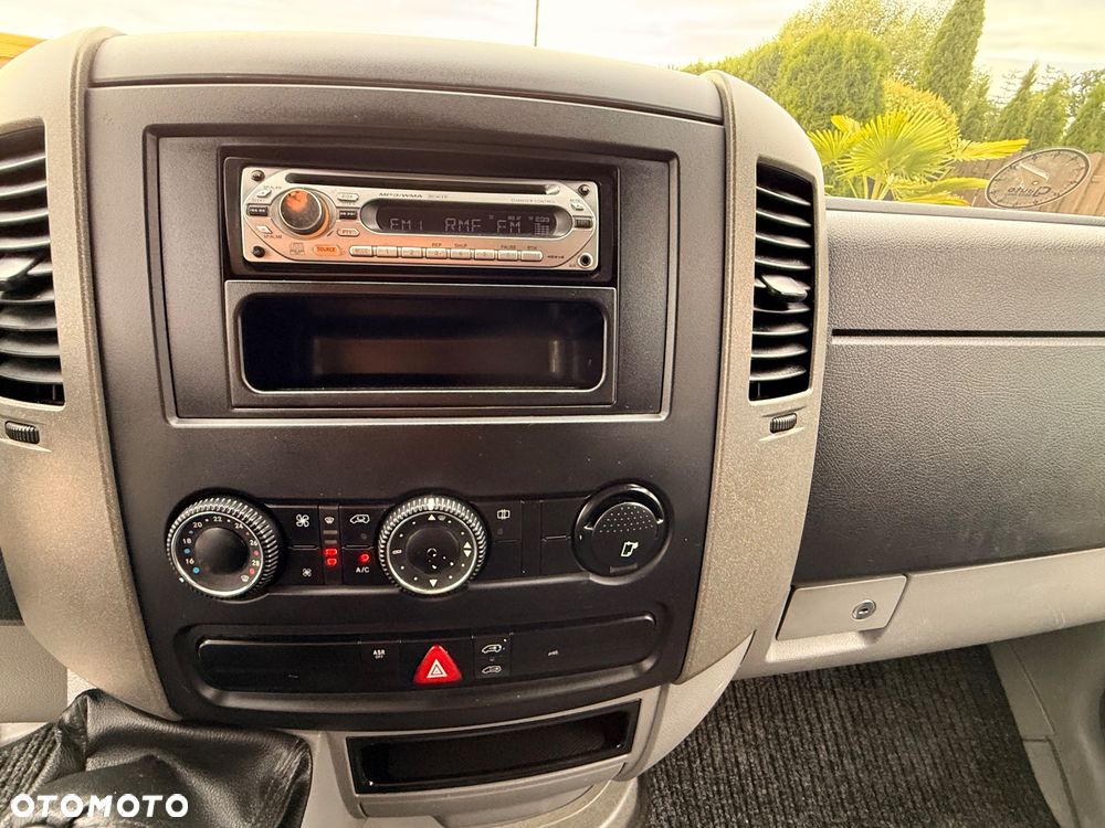 Mercedes-Benz SPRINTER 211 CDI - 29