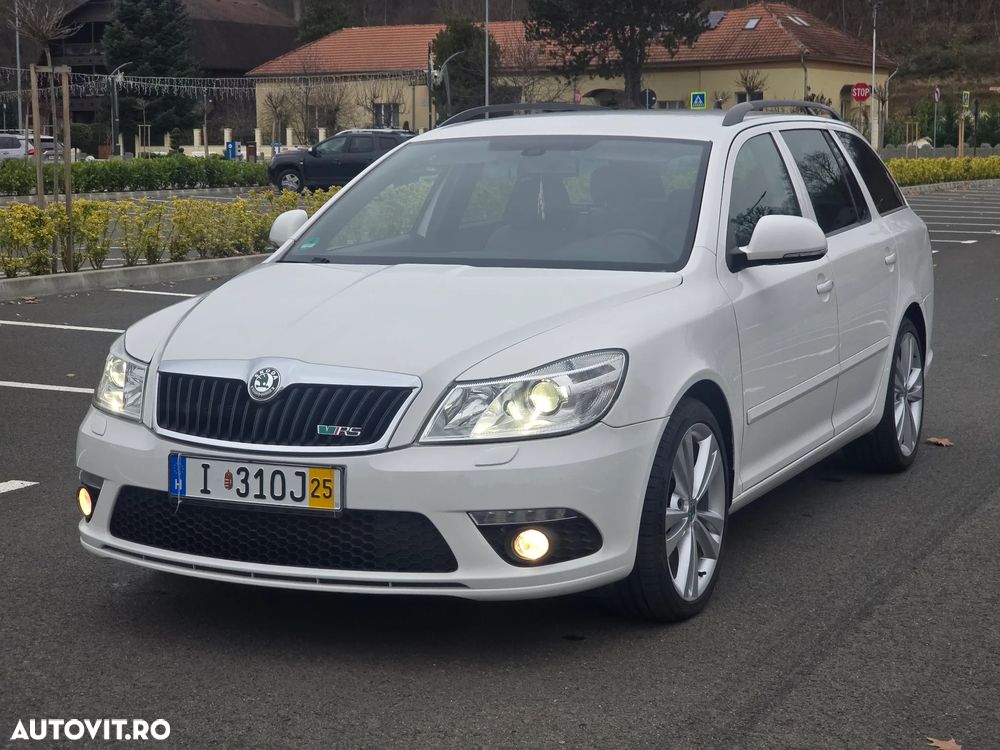 Skoda Octavia Combi 2.0 RS TDI - 2