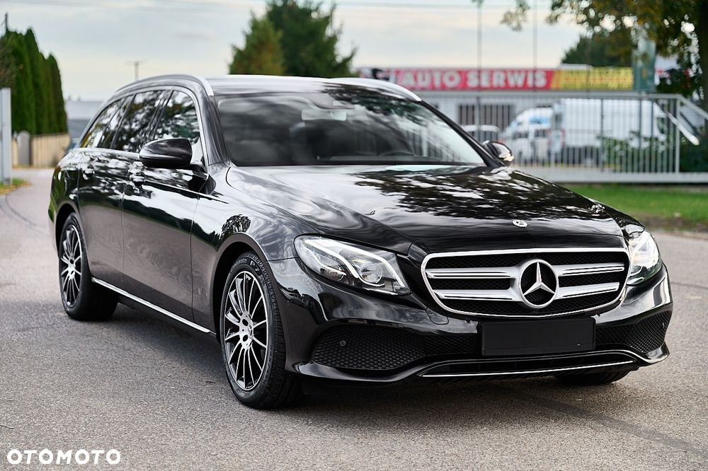 Mercedes-Benz Klasa E 220 d 9G-TRONIC - 13