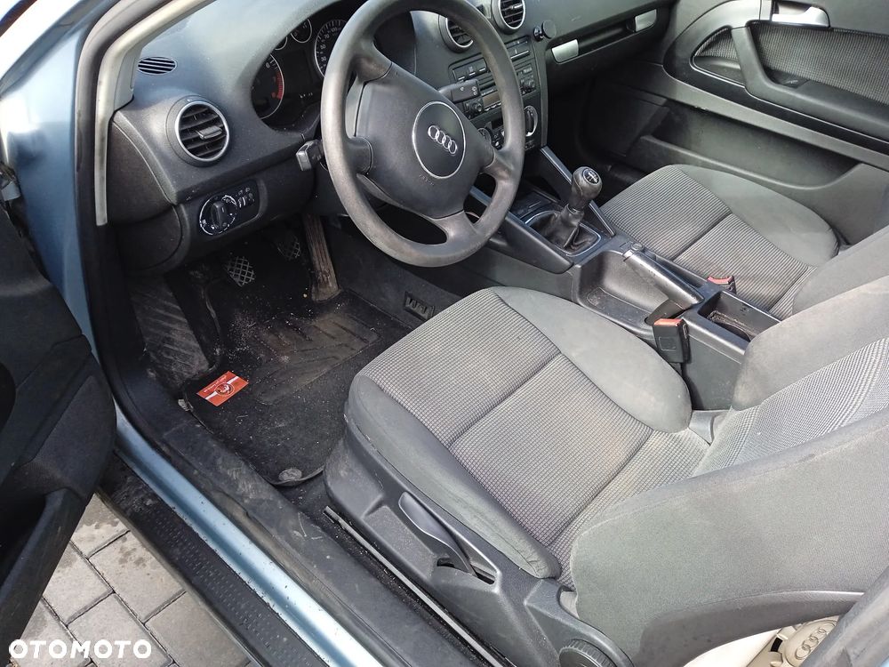 AUDI A3 8P 1.6B BGU KOD SKRZYNI FVH KOD LAKIERU LY7R DRZWI KLAPA LAMPY ZDERZAK SILNIK CZĘŚCI - 7
