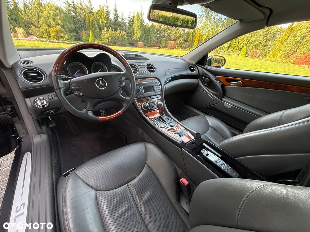 Mercedes-Benz SL 500 7G-TRONIC - 11