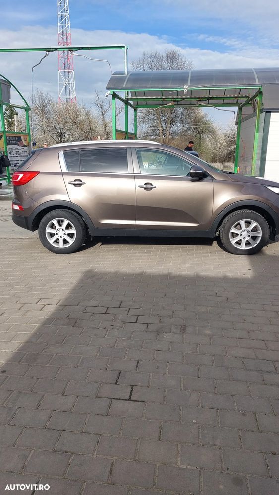 Kia Sportage - 10