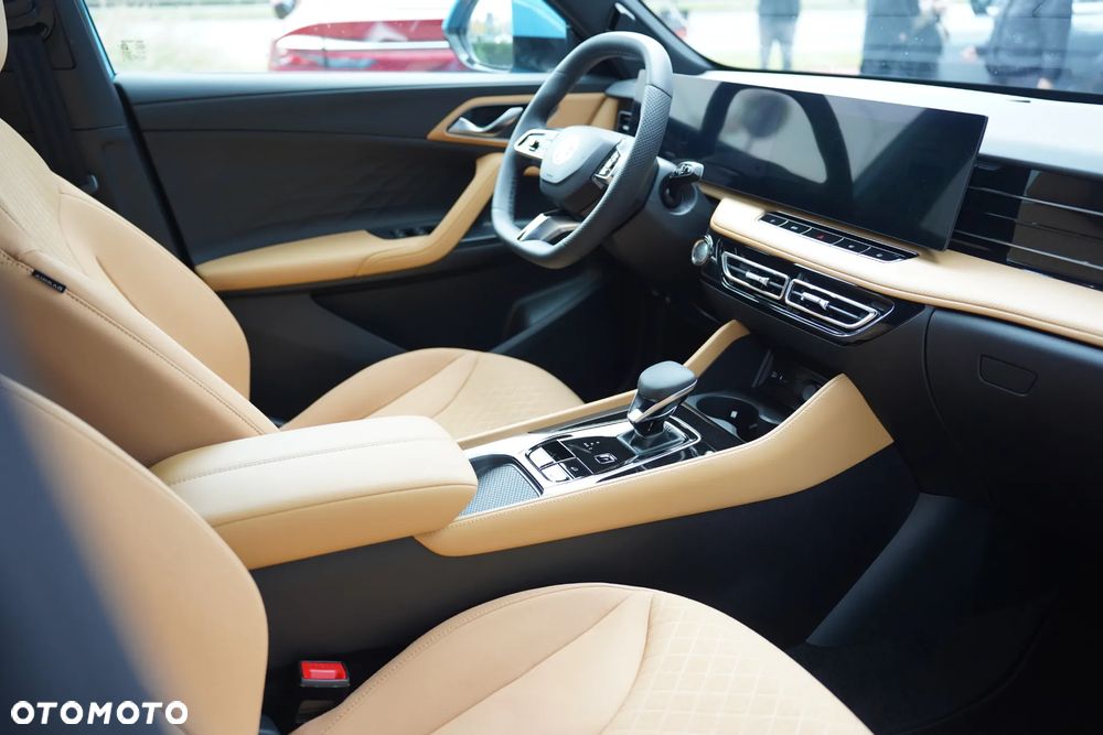 MG HS 1.5 T-GDI Excite DCT - 34