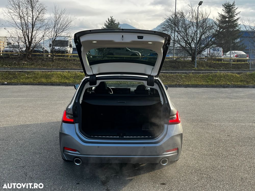 BMW Seria 3 320d xDrive AT - 32