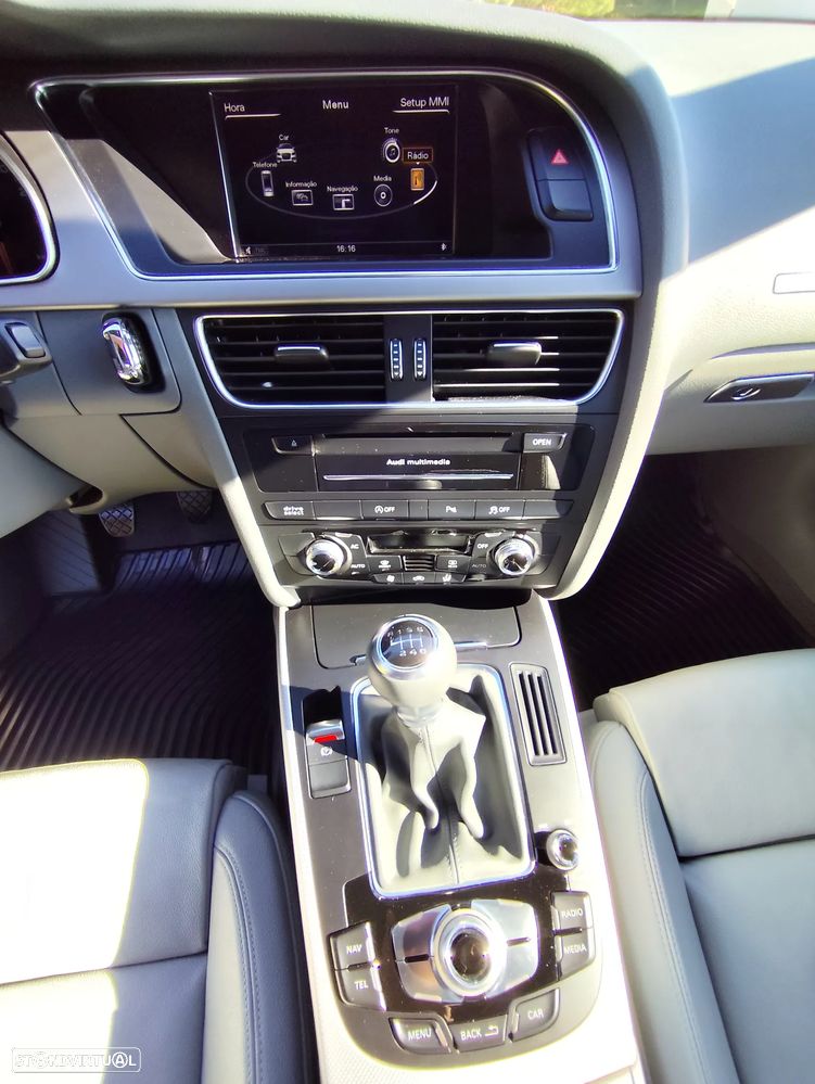 Audi A5 Cabrio 2.0 TDi S-line - 5