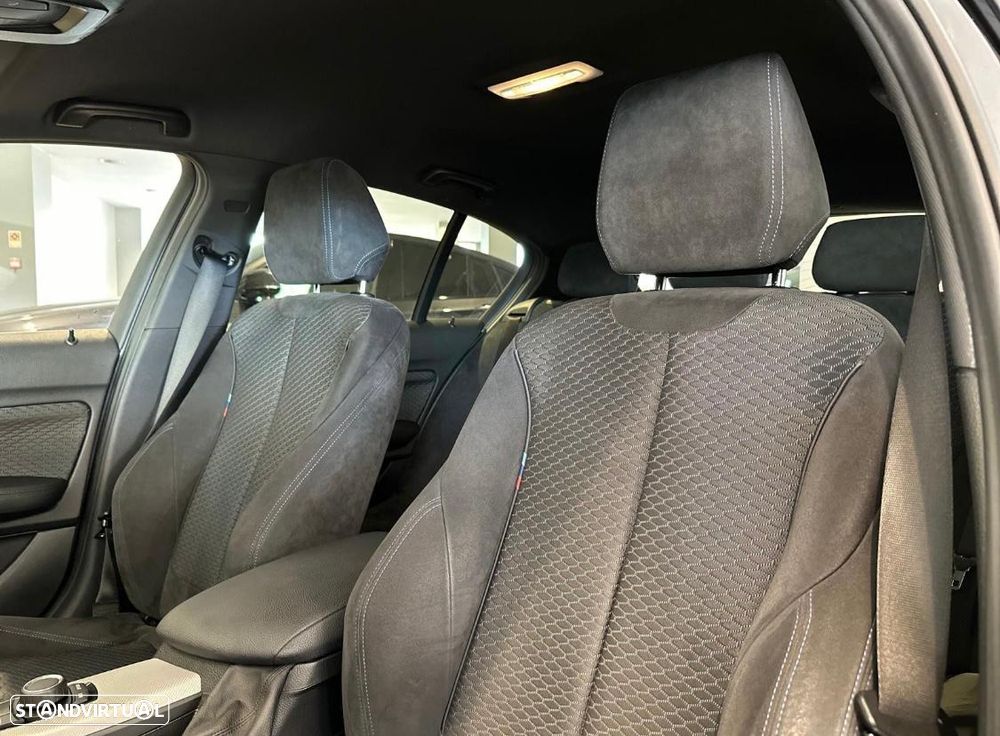 BMW 116 d Pack Desportivo M Auto - 13