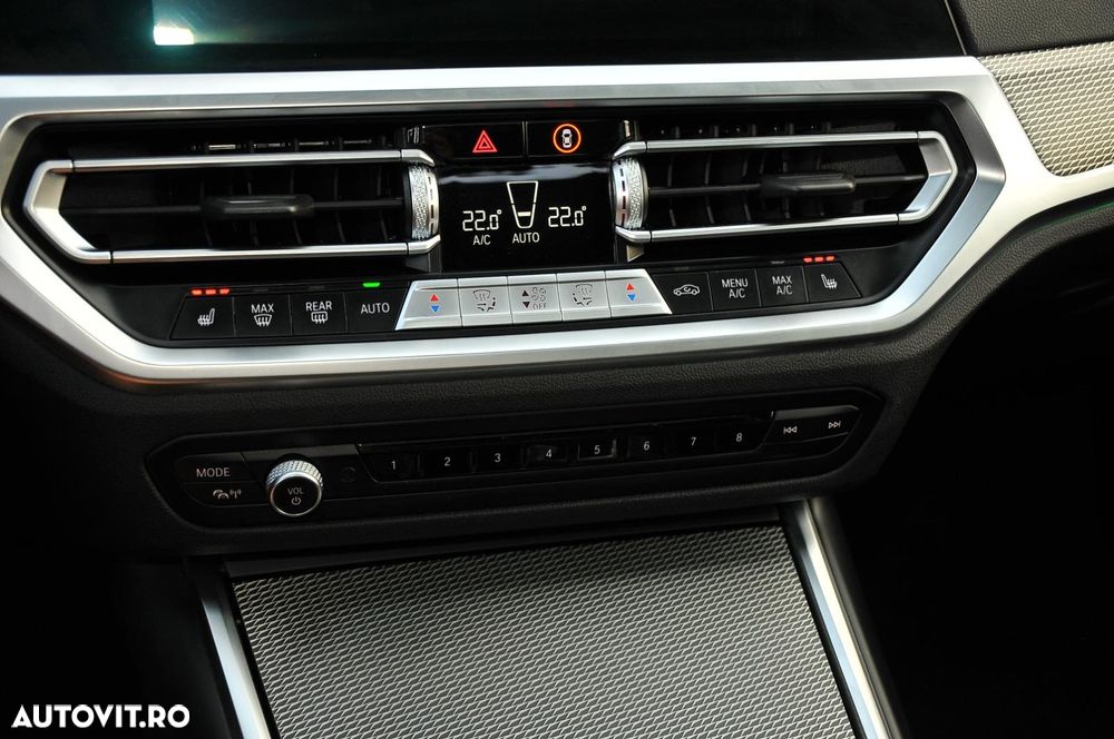 BMW Seria 3 330d xDrive Aut. M Sport - 16