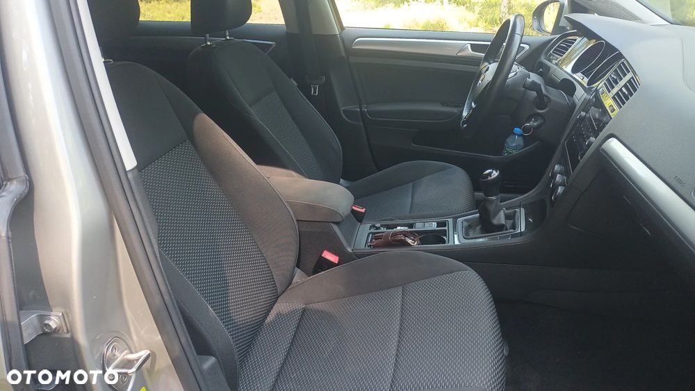 Volkswagen Golf 1.6 TDI BMT Trendline - 11