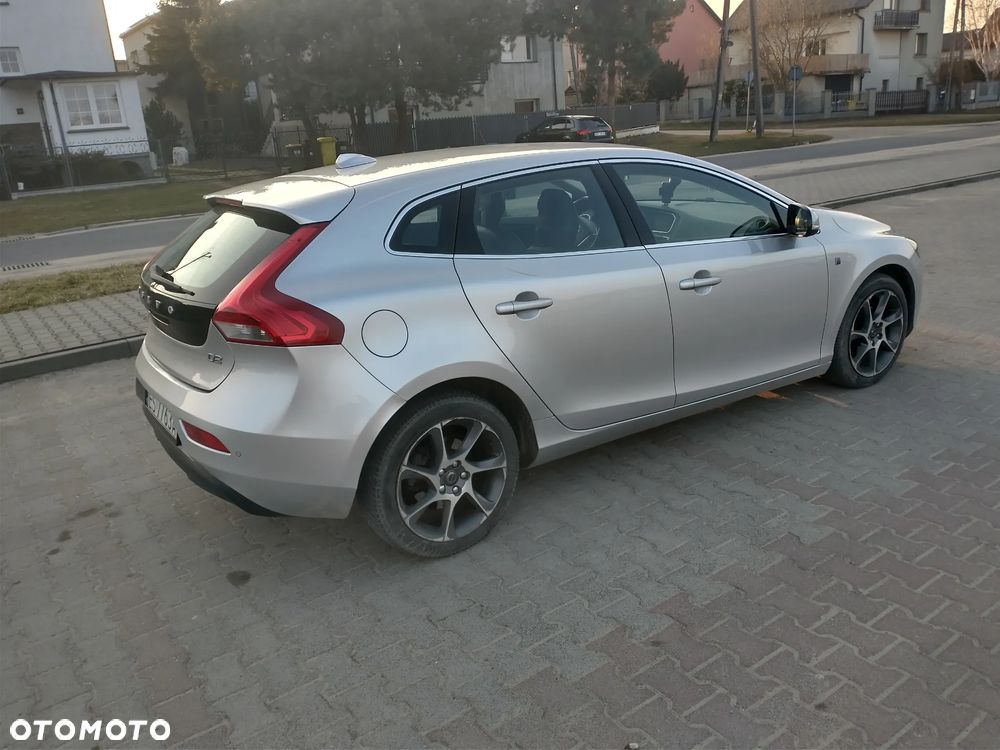 Volvo V40 D2 - 6