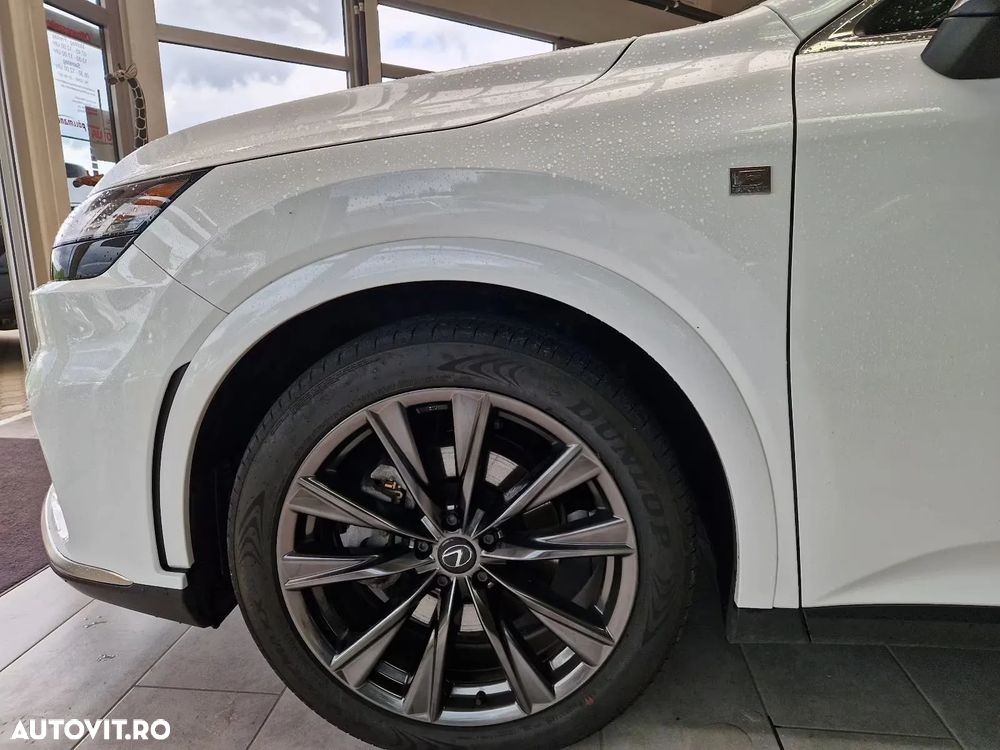 Lexus Seria NX 450h+ AWD CVT PHEV F Sport - 8