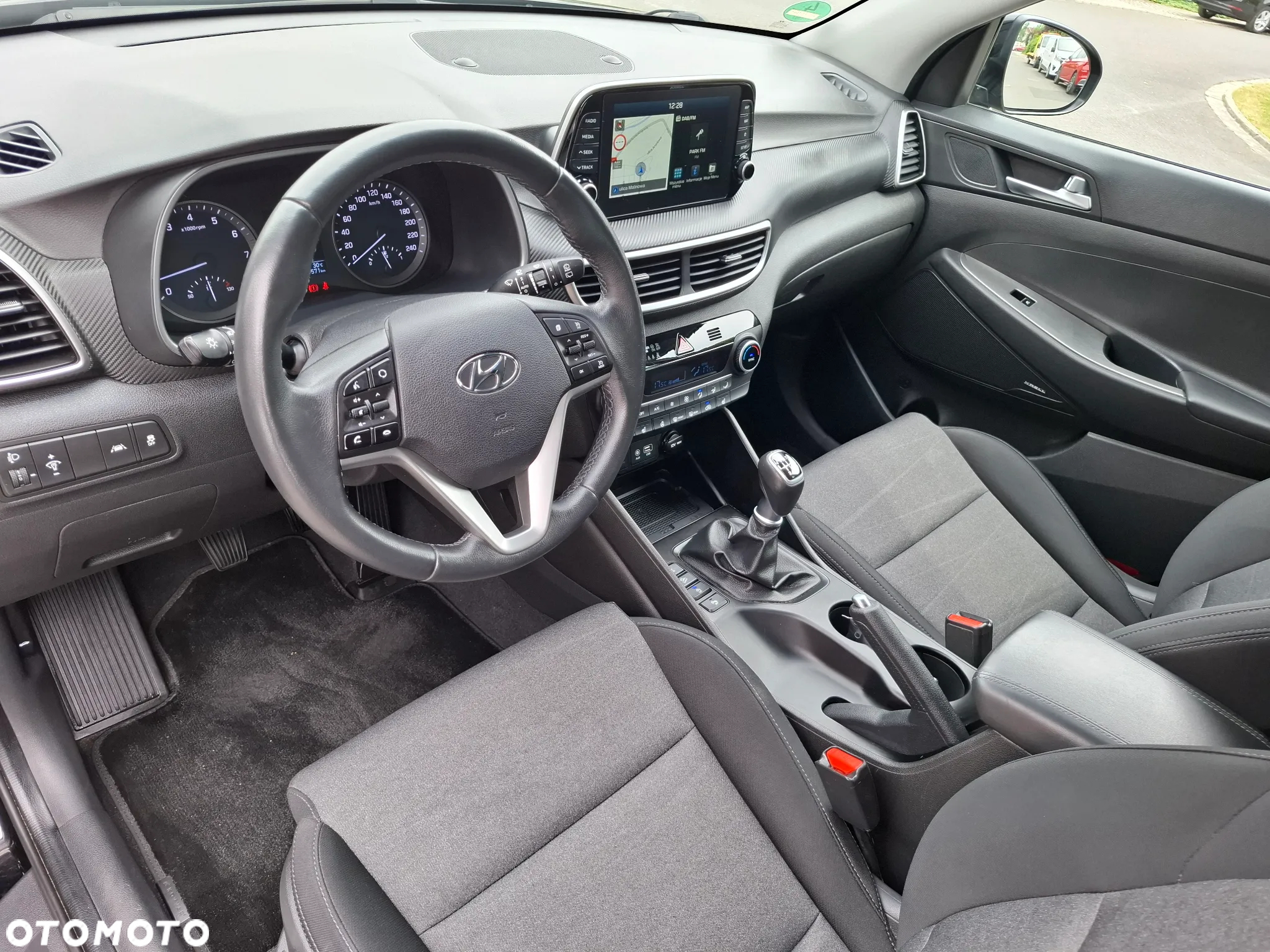 Hyundai Tucson 1.6 GDi 2WD Select - 20