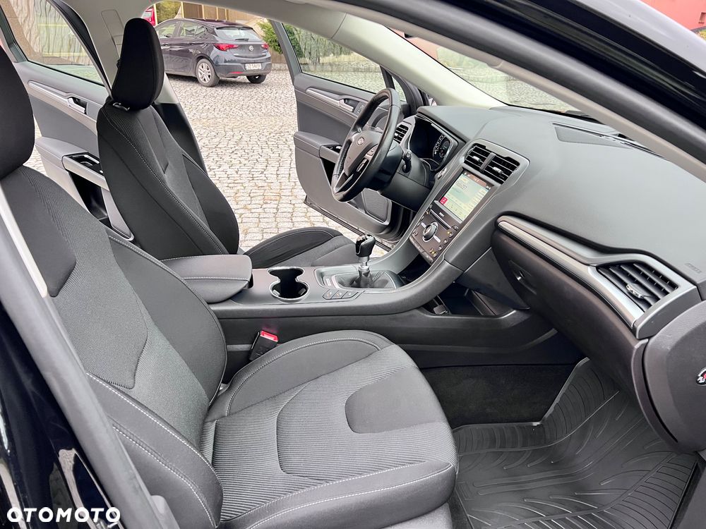 Ford Mondeo - 21