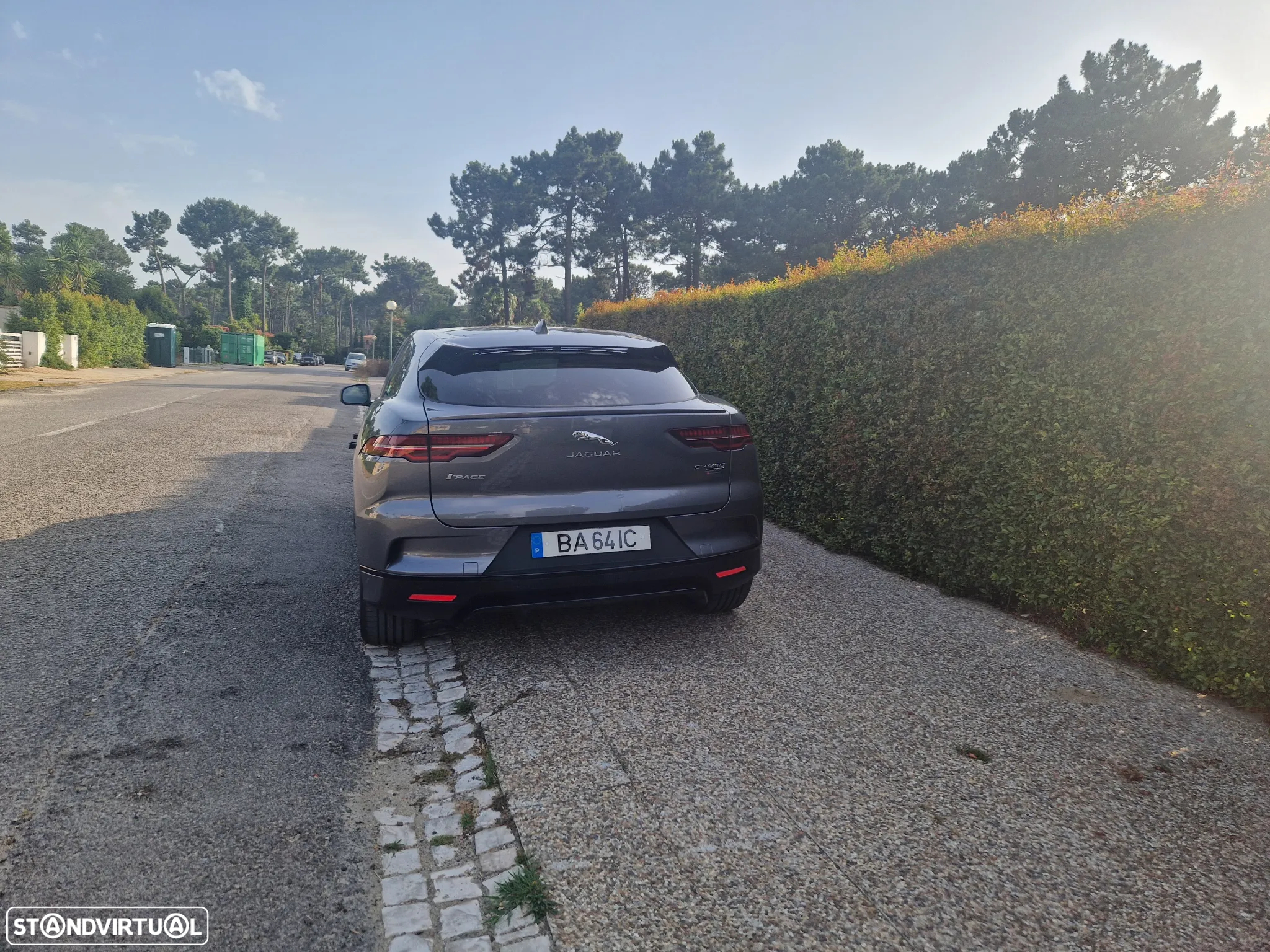 Jaguar I-Pace EV400 AWD R-DYNAMIC HSE - 6