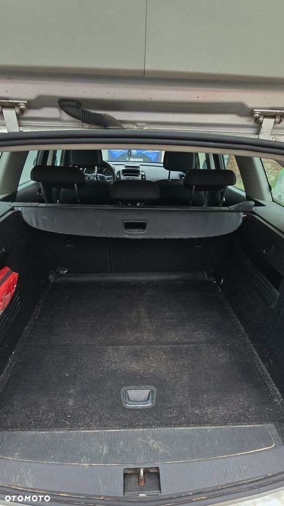 Opel Astra 1.7 CDTI - 8