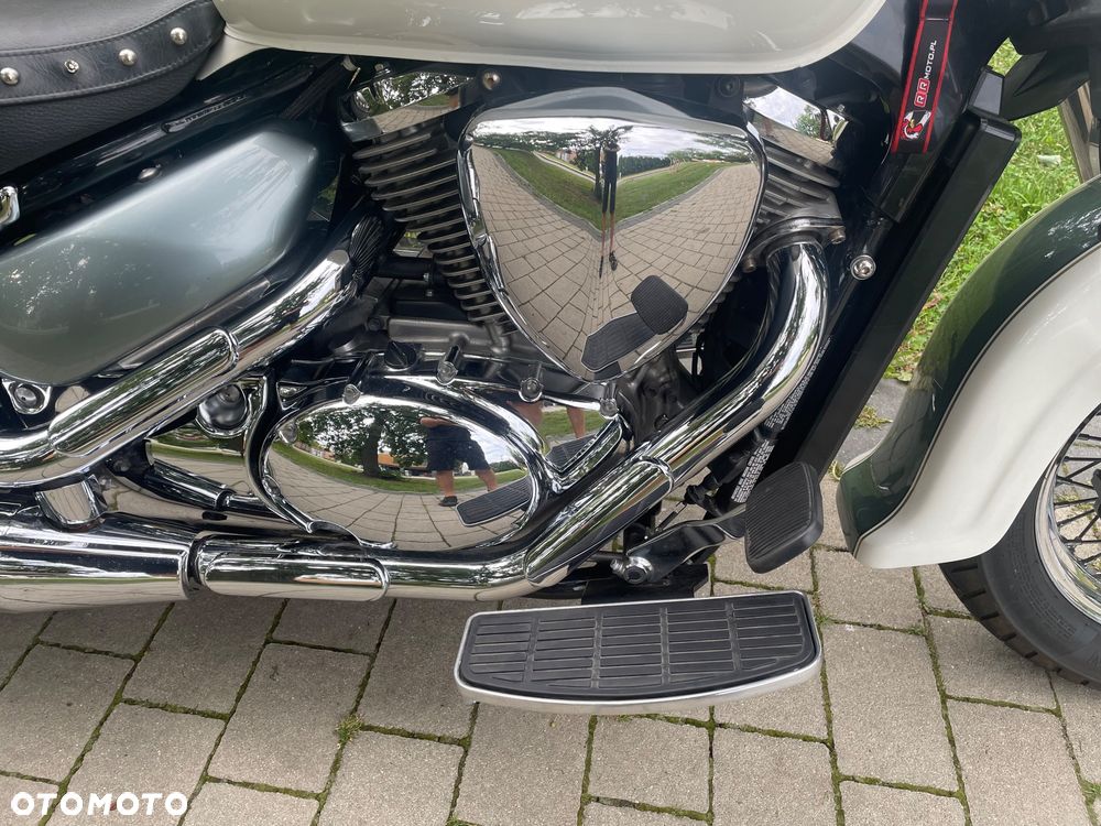 Suzuki Boulevard - 10