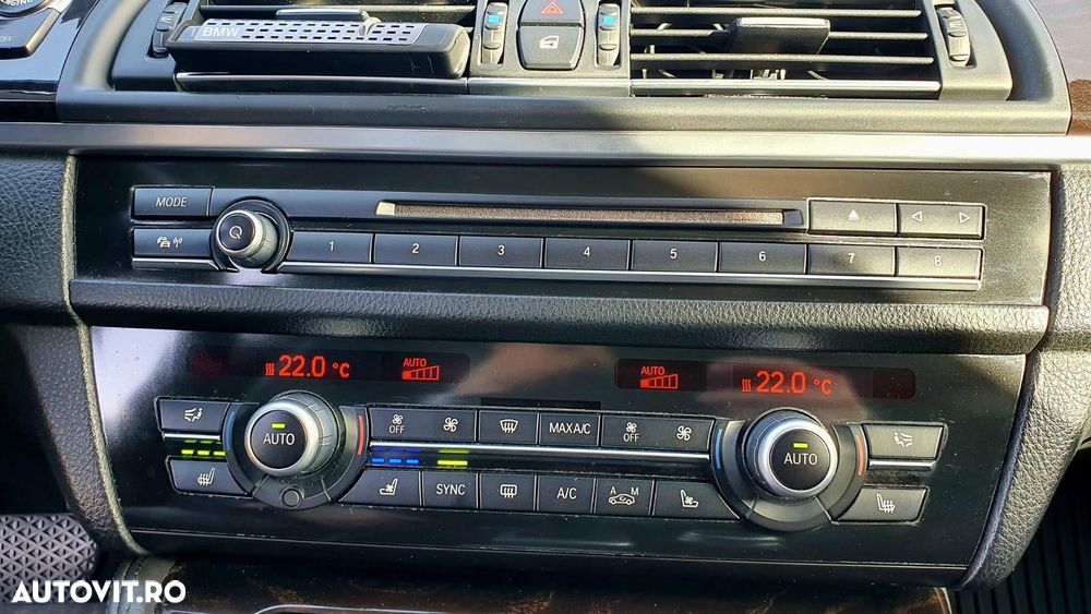 BMW Seria 5 530d Aut. Luxury Line - 5