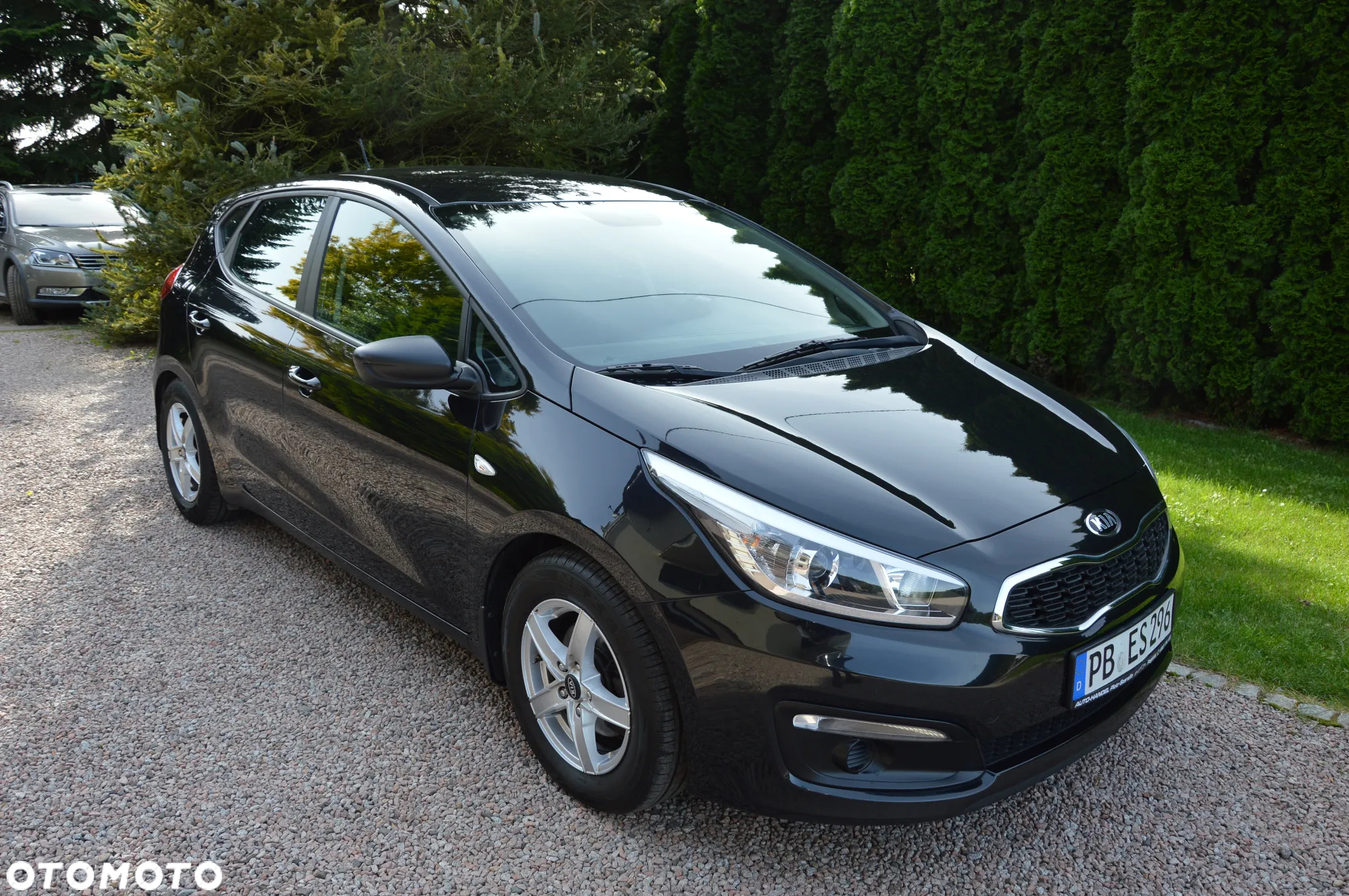 Kia Ceed - 8