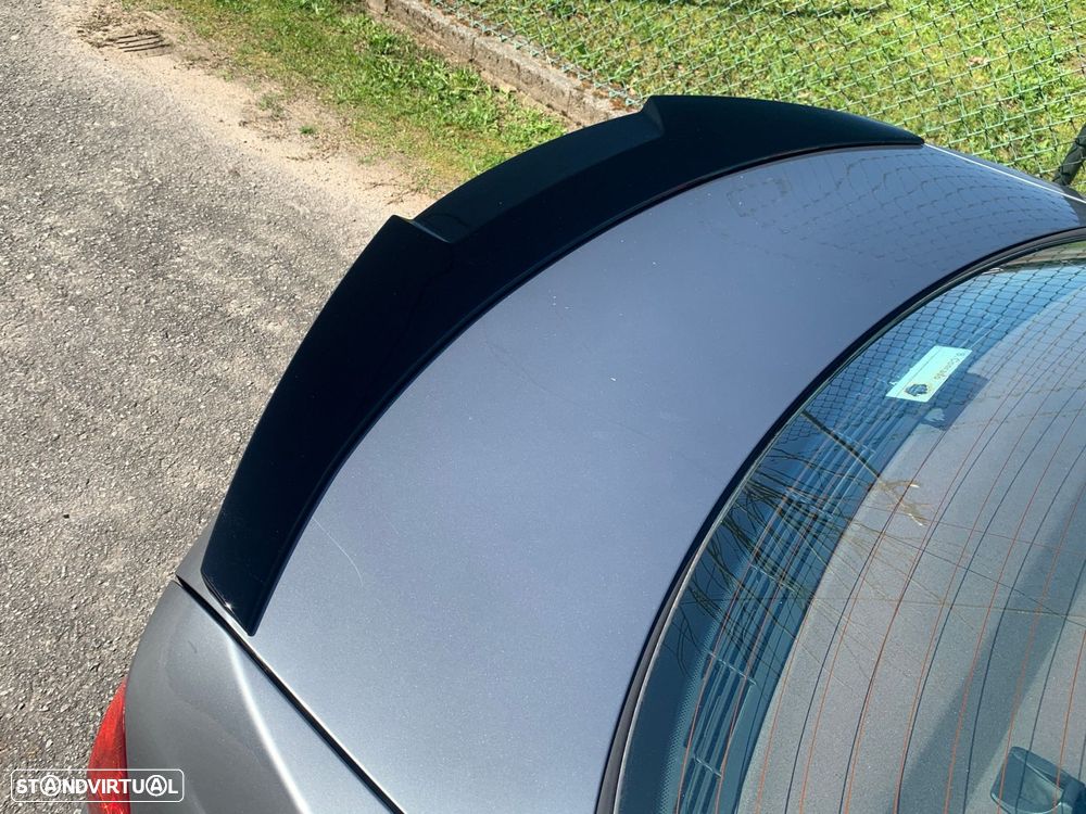 BMW 318 d Pack M - 57