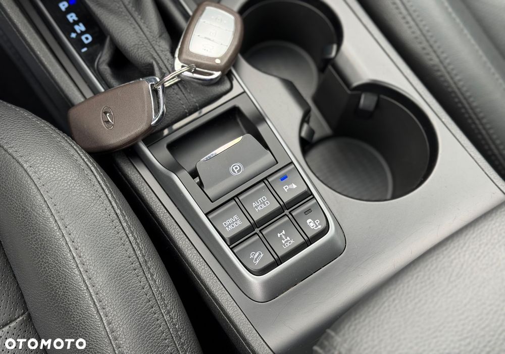 Hyundai Tucson 2.0 CRDI 4WD Automatik Premium - 16