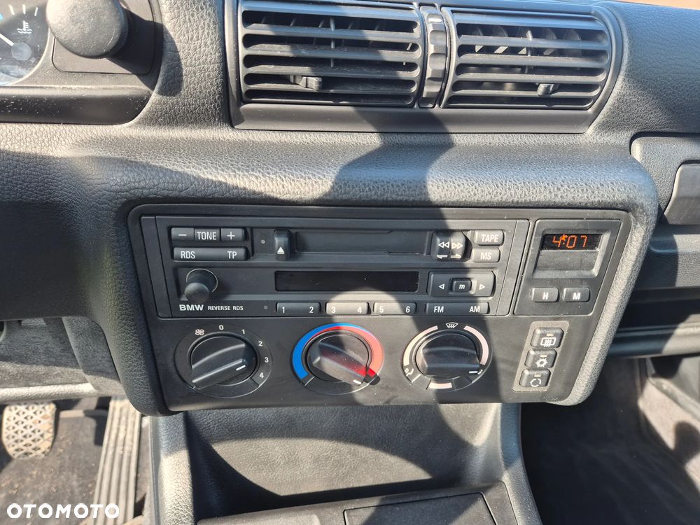 BMW Seria 3 318ti - 40