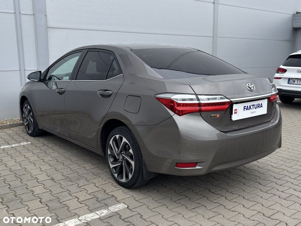 Toyota Corolla 1.6 Comfort - 8