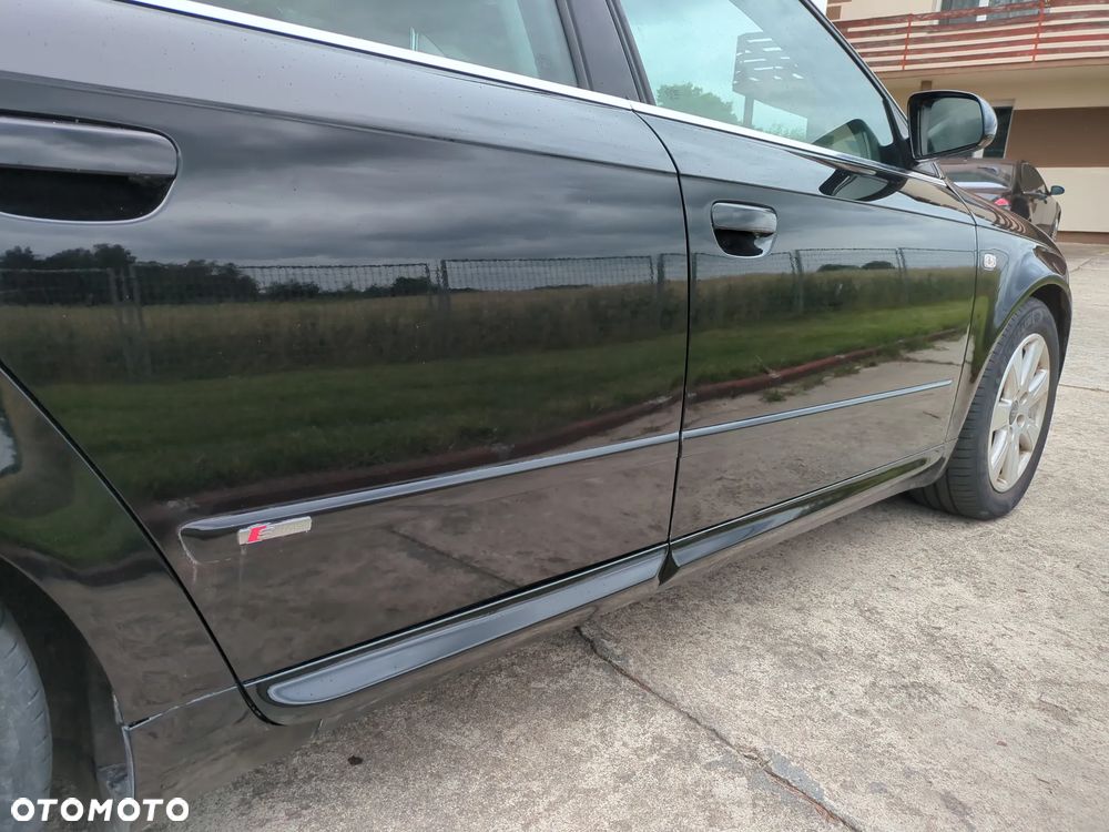 Audi A4 Limousine - 7