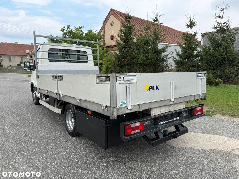 Iveco 50C15 * 3.0 / 150KM * Rama / Skrzyniowe * Koła bliźniacze * Rozstaw osi: 3.75m * - 10