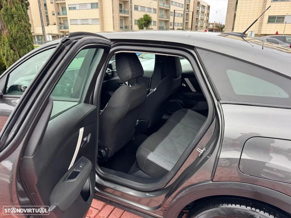 Citroën C4 1.5 BlueHDi Shine - 12