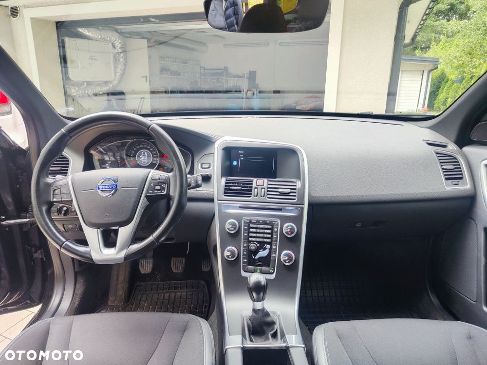 Volvo XC 60 - 6