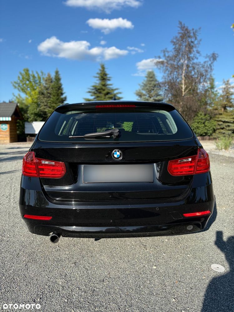 BMW Seria 3 318d - 5