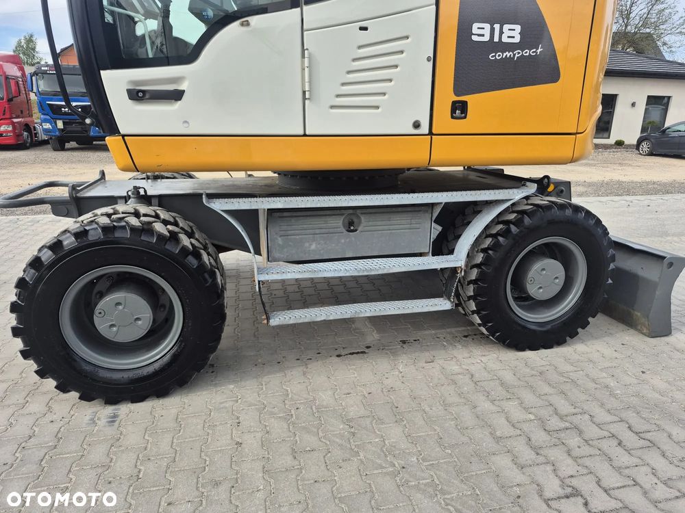 Liebherr / LIEBHERR 918 / COMPACT - 18