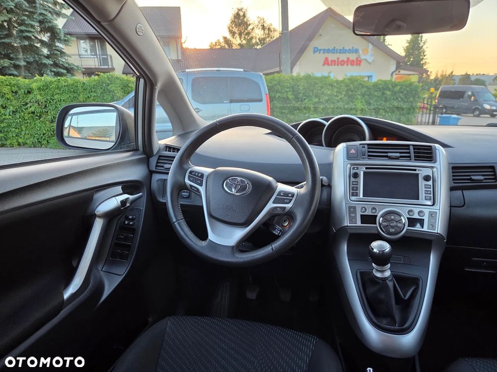 Toyota Verso 1.8 Prestige EU6 - 7