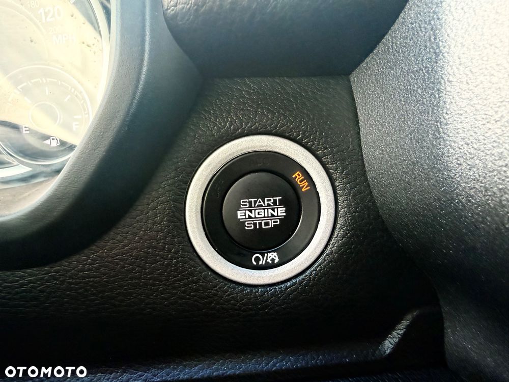 Dodge RAM - 32