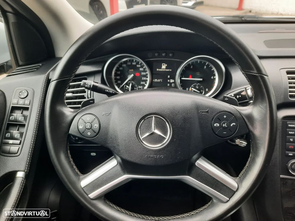 Mercedes-Benz R 300 CDI 4-Matic — fotografia 40