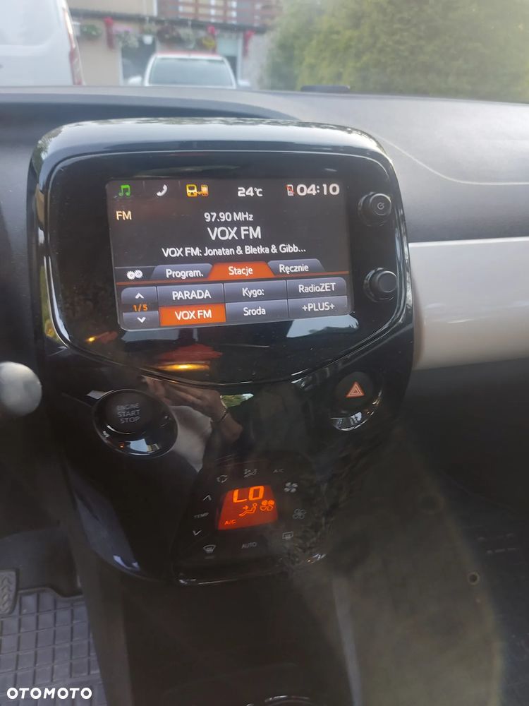 Toyota Aygo x-clusiv - 4