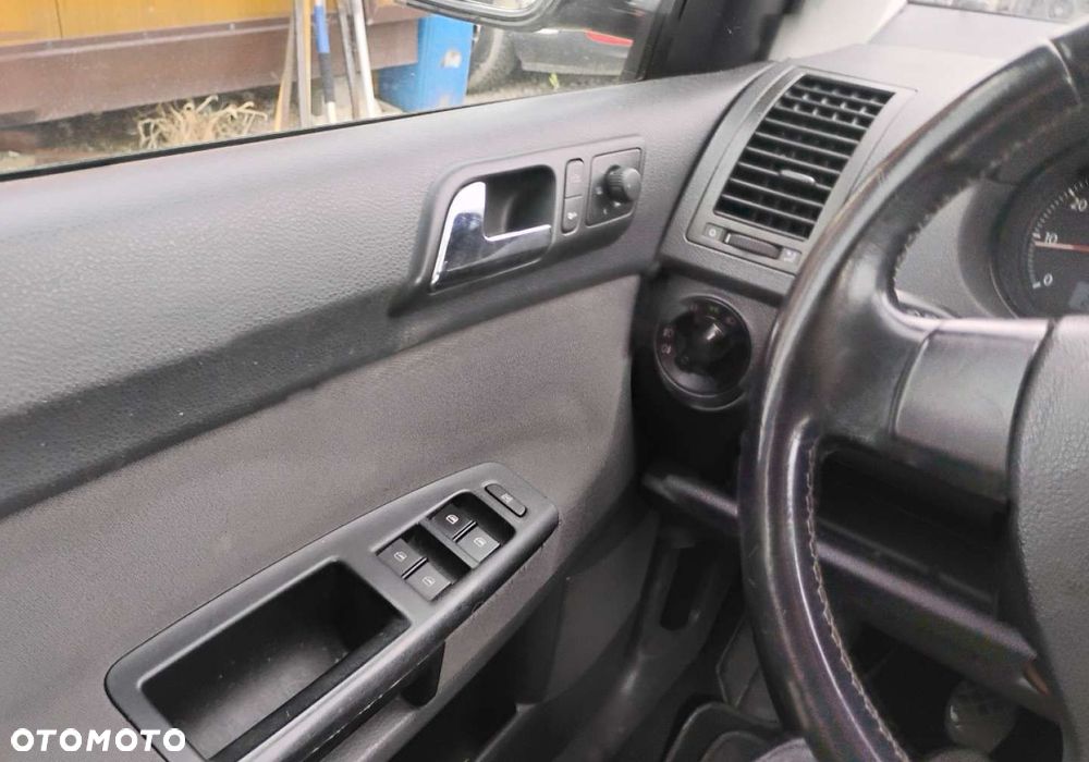 Volkswagen Polo - 11